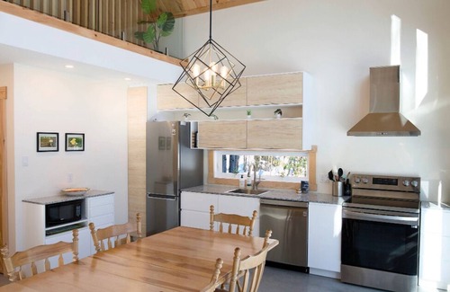 Sainte-Cecile-de-Whitton Ski Chalet | Bekvām - Nature and hot tub