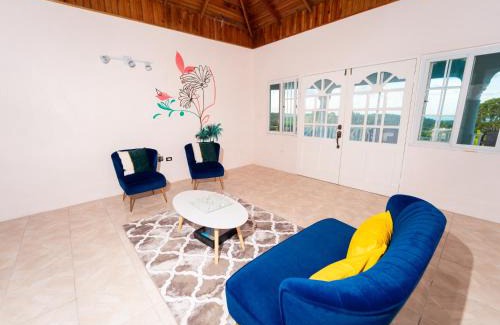 Stewart Town House | Bell Air Seaview (3 BDRM 3 BATH)