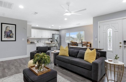 Grant Hill Villa | Bella Casa 1/Pool, Spa/Min to Downtown/Beaches