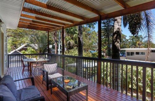 Smiths Lake House | Bella Lago - Peace and Tranquility by the Lake
