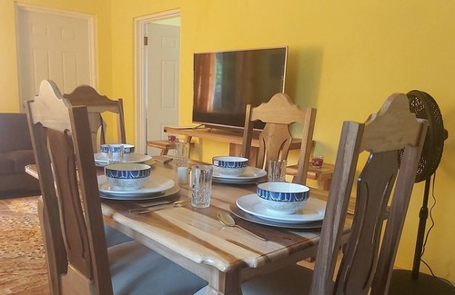 Summerfield House | Bella's Cottage, comfortable 2 bed house