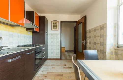 Bosa Marina Apartment | Bella Vista-stunning views+overlooking beautiful beach-Modern top flr apartment