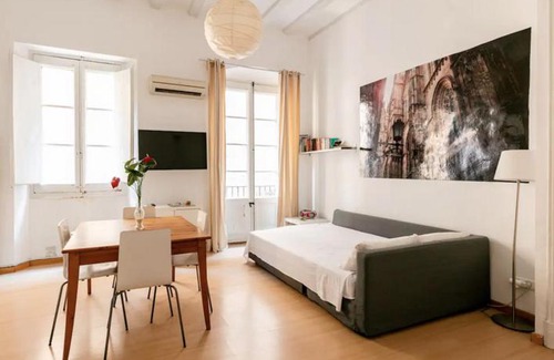 Gothic Quarter Apartment | BELLAFILA GOTHIC
