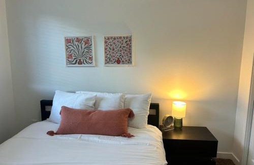 Guide Meridian House | Bellaire in Bellingham