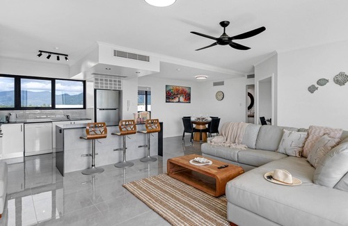 Cairns North Apartment | Belle Escapes Rydges Plaza Esplanade 54 with stunning ocean views