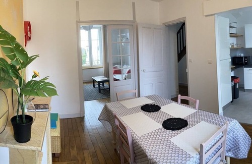Limoges House | Belle Maison Rénovée Avec Jardin - CHU - 5 Pers à Prox. Centre-ville de Limoges