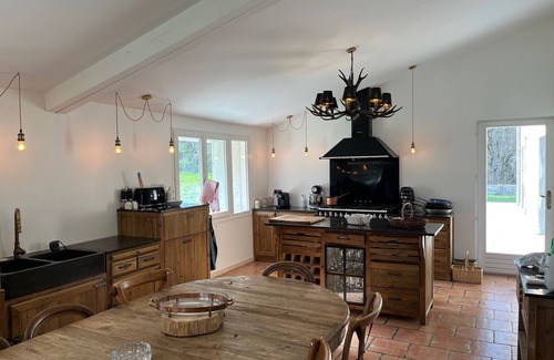 Robins Bay House | Belle Propriété Avec Piscine Chauffée et Gardien