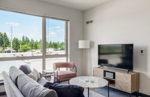 Northeast Bellevue Apartment | Bellevue 1BR w Gym Roof WD nr Bars Dining SEA-423