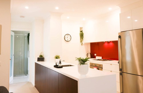 Wolumla House | Bellevue Haven - 1 bedroom, pet friendly apartment away from it all. 3+ nights