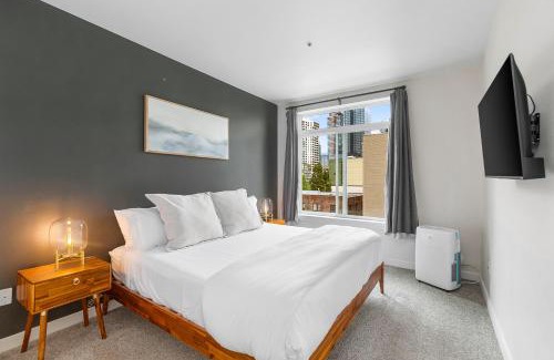 Belltown Apartment | Belltown Perch, explore like a local 99 Walkscore