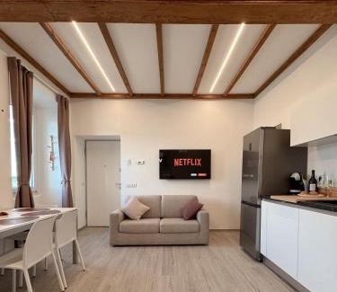 Ghiffa Apartment | Belvedere 237A Lakeview Luxury Apartment
