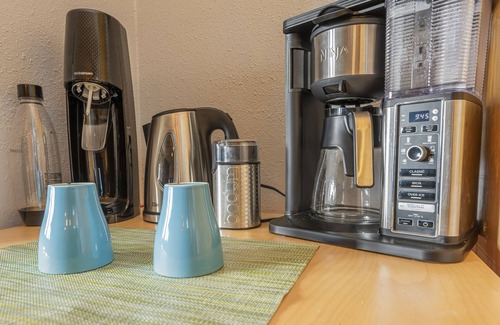 Bend Condo | Bend Getaway Condo