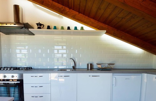 Marina di Ascea Apartment | Benedetta's House is a comfortable vacation home just 150 m from the sea.