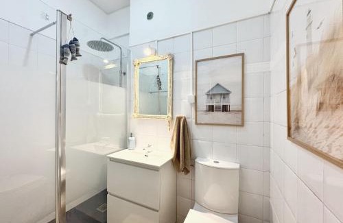 Benfica Apartment | Benfica Design & Sky Views by Homeful Homes