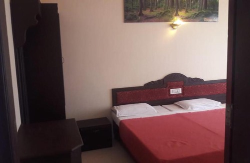 Onamthuruth Cabin | Bennies Inn