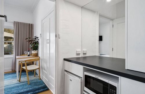 Benalla West House | Benson House & Benson Lodge