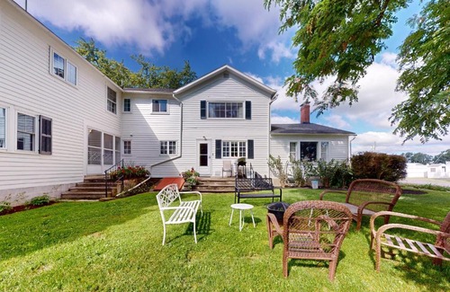 Town of Benton House | Benton Farmhouse