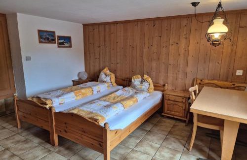 Sankt Antonien House | Berggasthaus Gemsli