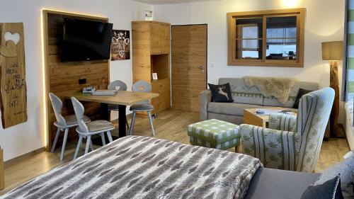 Oberstdorf Apartment | Bergglück A13 Montana Haus