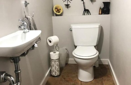 Upper Telegraph House | Berkeley Home Away From Home