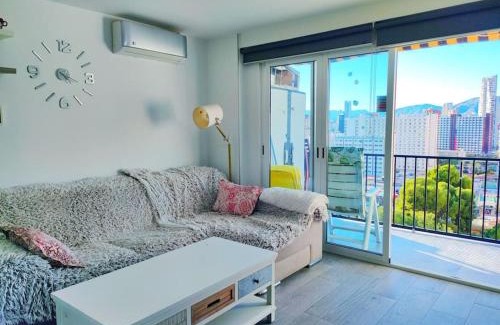 Rincon de Loix Apartment | Bermudas apartamento con piscina y garaje en Benidorm