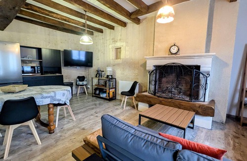 Vicq-sur-Nahon Cottage | Berry cottage: covered terrace, ping-pong, near Beauval Zoo and Valençay Castle