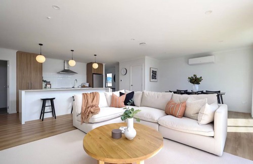 Richmond House | Berryfields Luxury Gem - 5* Location Richmond