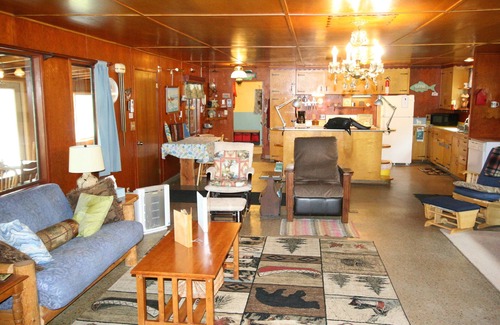 Cloverdale Cabin | Best Little Oar House in Hebo