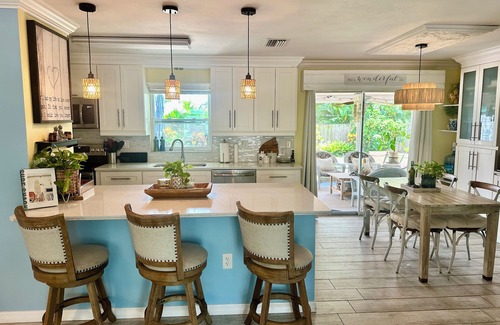 Arlington Park House | Best location in Sarasota! Downtown/Siesta Key/Restaurants/Market within 5 min.