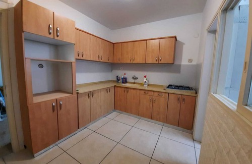 Netanya Apartment | BEST NW CENTRAL BEACH CITY SPACIOUS BRIGHT APT NEAR EVERYWHERE FOR LONGTERM RENT