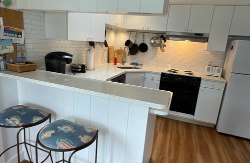 Madaket House | Best of Beach in Madaket-Book for a Great Spot in Nantucket!
