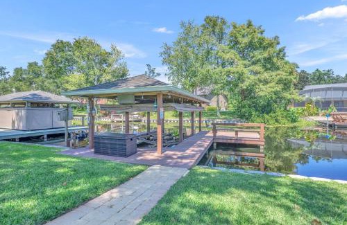 Forest City House | Best of Both Worlds Lakehouse