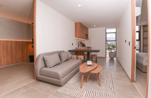 San Diego Apartment | Best of El Poblado - 2BR Apt w/Jacuzzi & Workspace