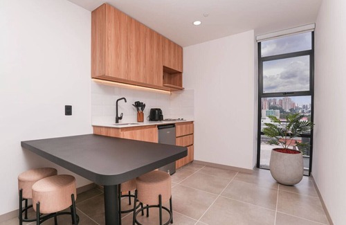 San Diego Apartment | Best of El Poblado - 2BR Apt w/Jacuzzi & Workspace