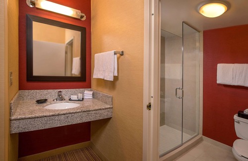 Durham Hotel | Best Place to Unwind! 2 Relaxing Units, Free Parking, Pets Allowed, Pool