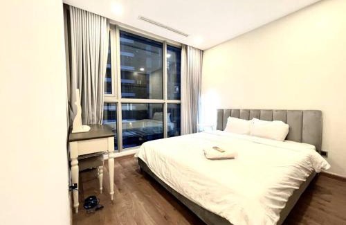 Hang Xanh Apartment | Best price 2BR view River park 5