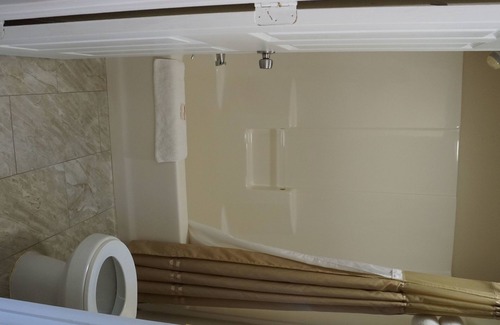 Plainville Hotel | Best Stay Inn