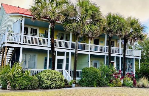 Sullivan's Island Condo | Best Sunsets on Sullivans- Beachfront- Top Floor