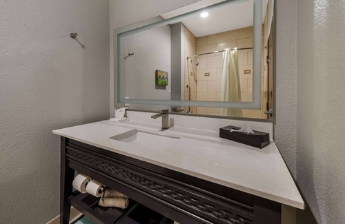 Bowie Hotel | Best Western Bowie Inn & Suites