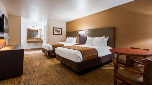 Tucumcari Hotel | Best Western Discovery Inn