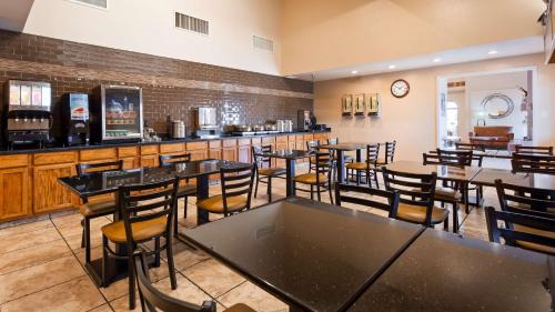 Tucumcari Hotel | Best Western Discovery Inn