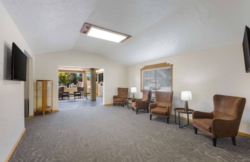 Clayton Hotel | Best Western Kokopelli Lodge