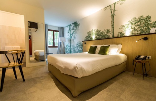 Fontaine-le-Comte Hotel | Best Western Le Bois De La Marche