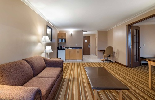 Prince Albert Hotel | Best Western Marquis Inn & Suites