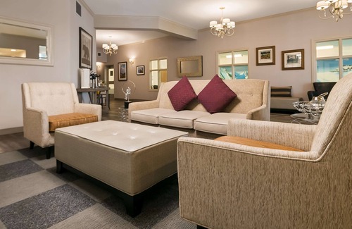 Golden Hotel | Best Western Mountainview Inn