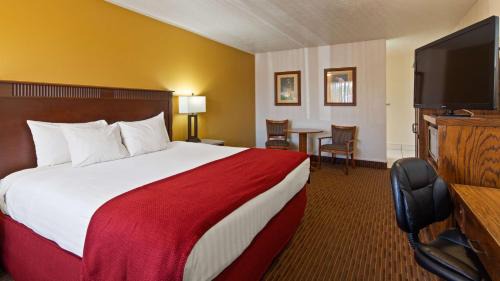 Fillmore Hotel | Best Western Paradise Inn & Resort