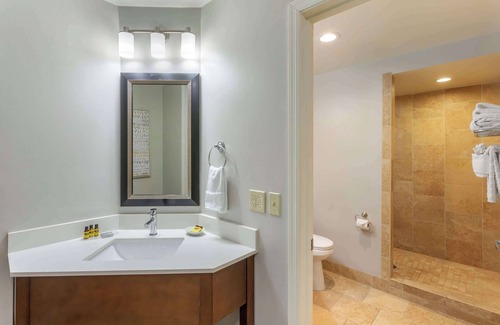 North Salt Lake Hotel | Best Western Plus Cottontree Inn