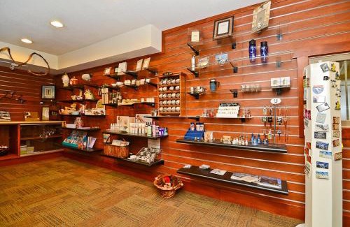 Marriott-Slaterville Hotel | Best Western Plus High Country Inn