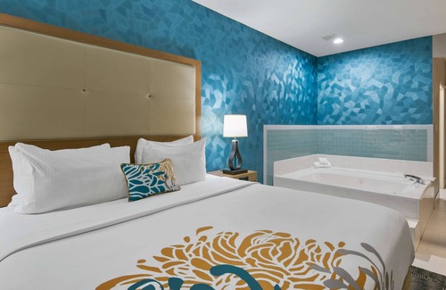 Atascocita Hotel | Best Western Plus Houston Atascocita Inn & Suites
