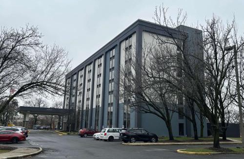 Secaucus Hotel | Best Western Plus Meadowlands